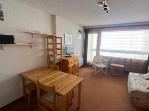 Appartement face aux pistes à Montgenèvre - 4 pers, balcon, parking - FR-1-445-200